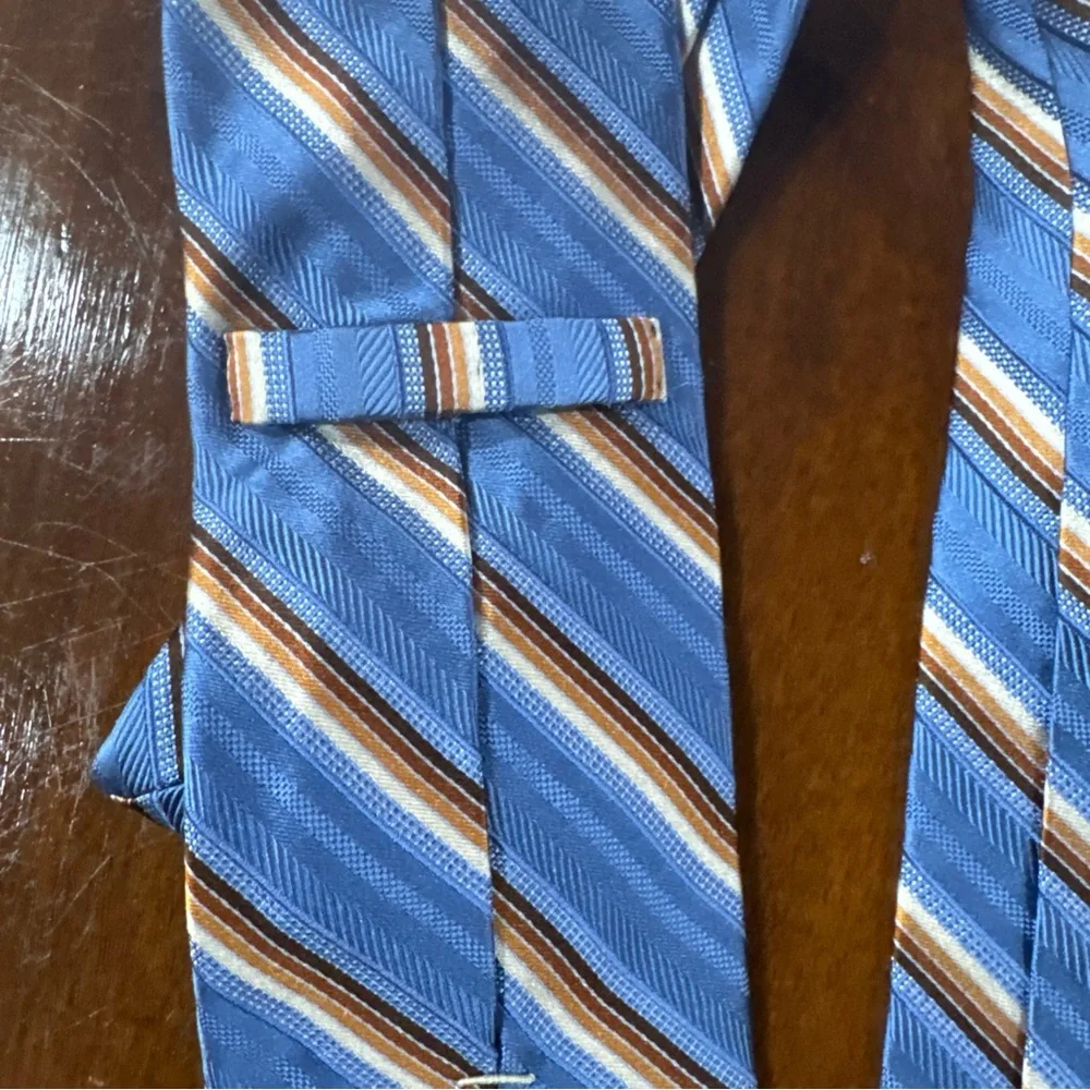 Vintage John W Nordstrom Silk Tie Blue Stripe Made in USA Classic Designer tie - Picture 3 of 4